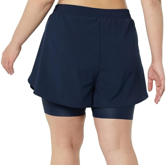 Amazon Essentials Women's Stretch Woven Double Layered Running Short - Picture 2 of 5